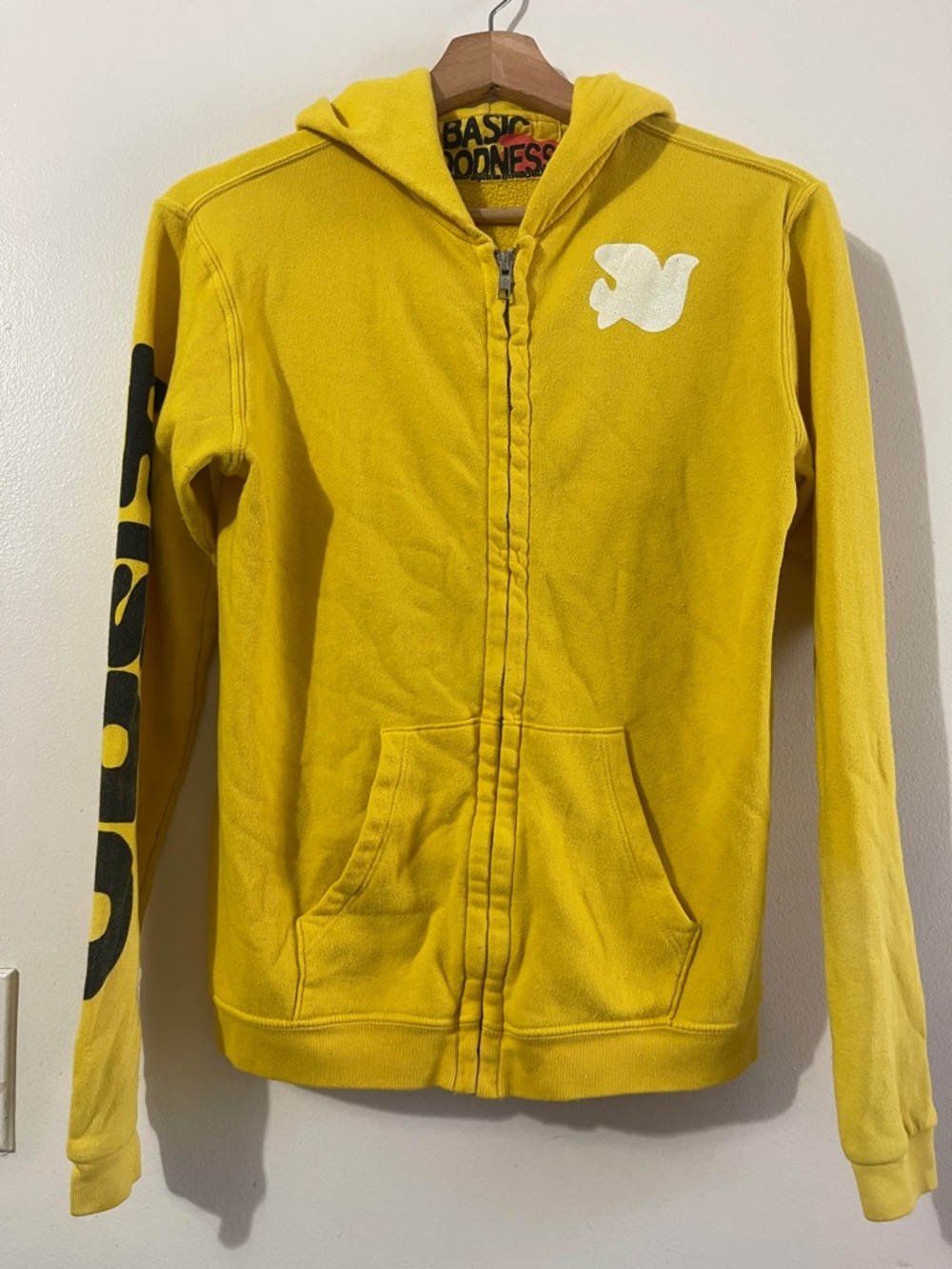 freecity Yellow Zip Hoodie Vest with Black Sleeve Print